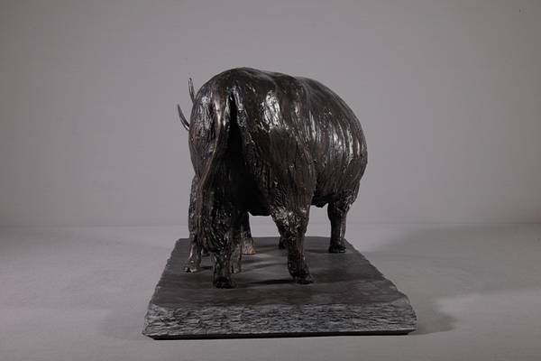 Highland Cow and Calf Sculpture